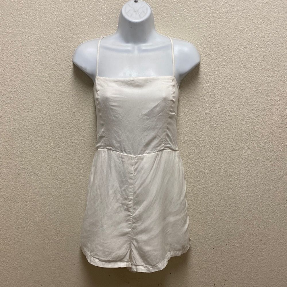 NBD Lace Up Sleeveless Square Neck Romper Large